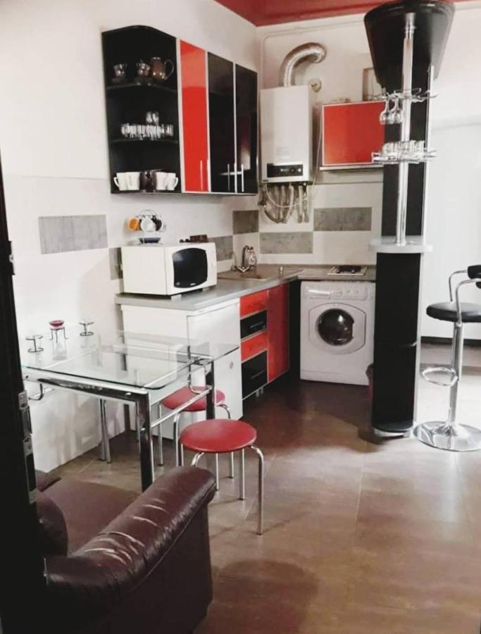 Апартаменти Біля Оперного І Форуму В Центрі Leopoli Esterno foto
